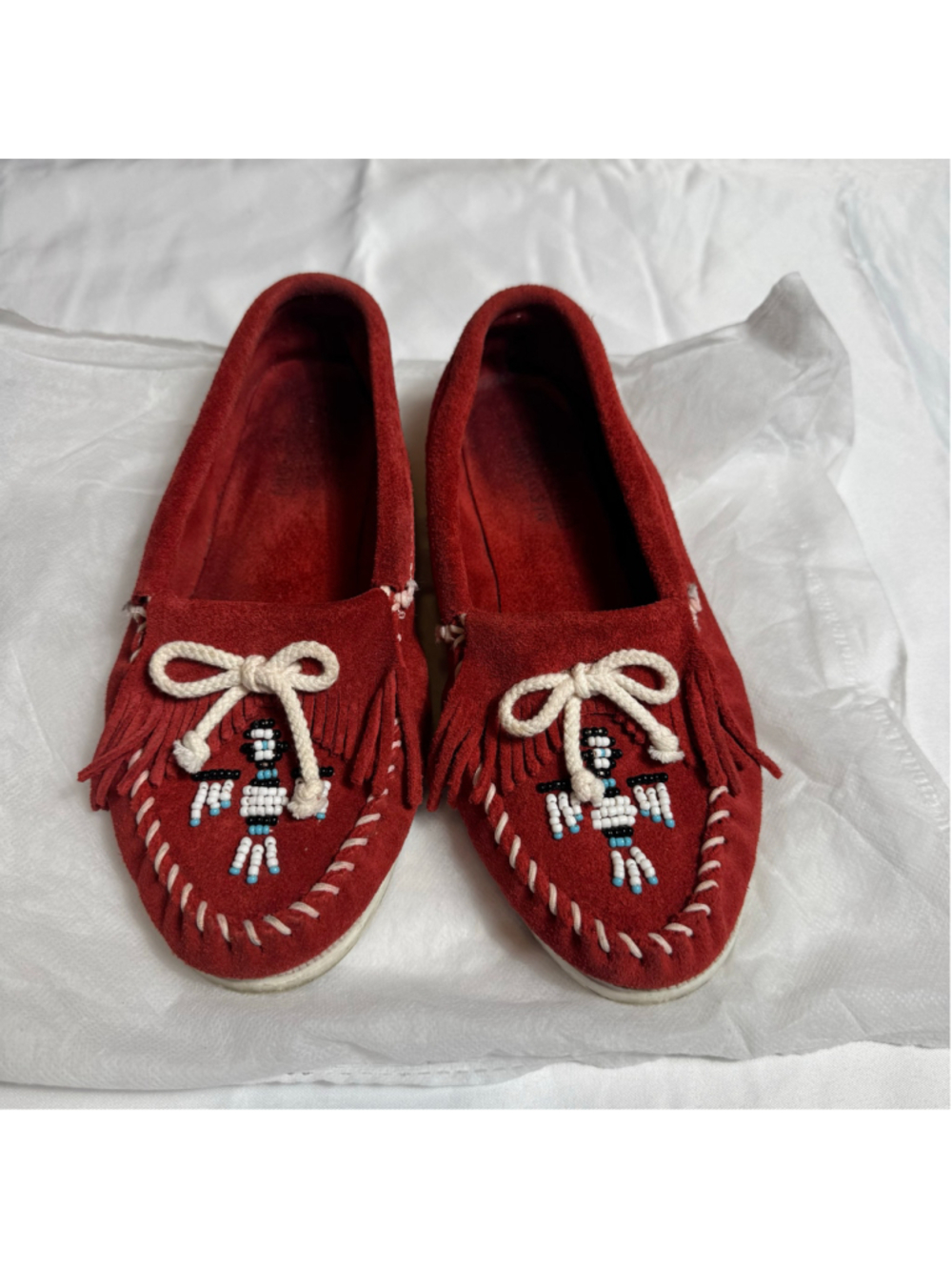 Women's Minnetonka Red Suede Beaded Moccasins size 8